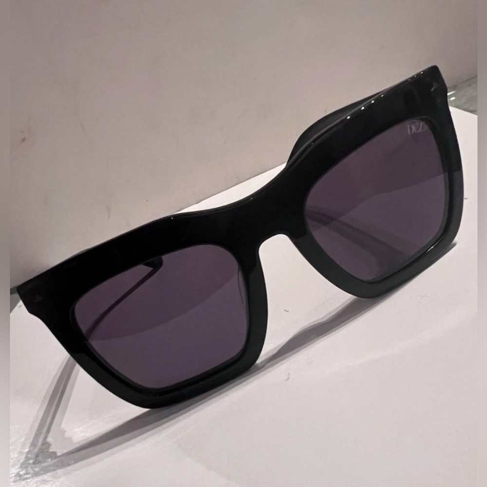 DEZI Fall Back Square Black Frame Sunglasses 53-23 Excellent Stored Condition - Picture 11 of 12
